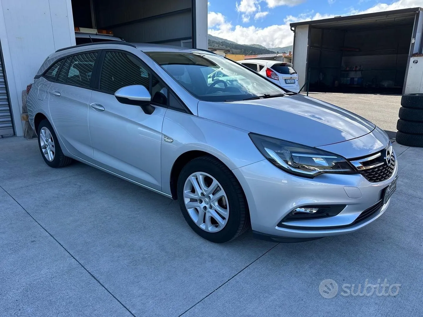 Opel Astra 2017 photo 4