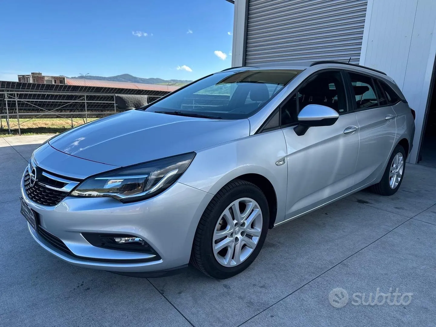 Opel Astra 2017 photo 2