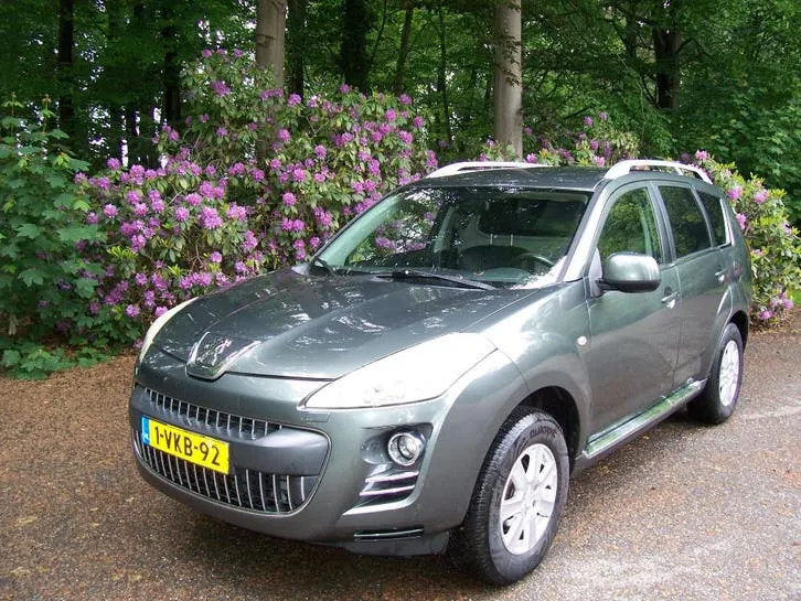 Peugeot 4007