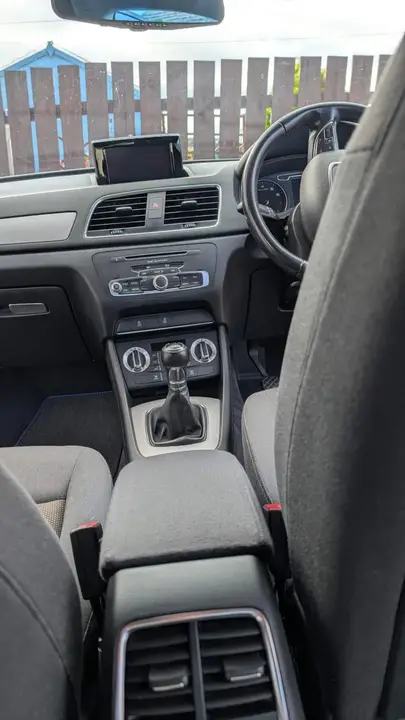Audi Q3 2014 photo 4