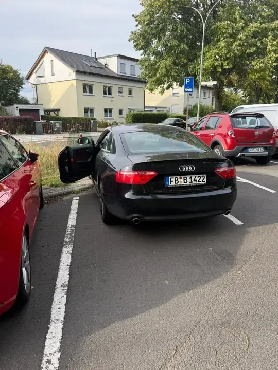 Audi A5 2009 photo 2