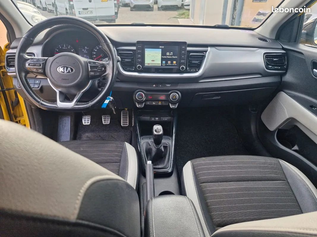 Kia Stonic 2018 photo 5