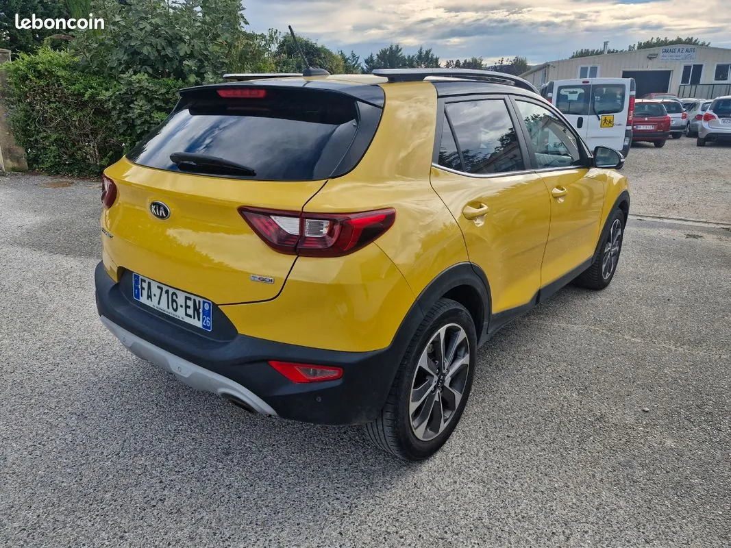 Kia Stonic 2018 photo 2