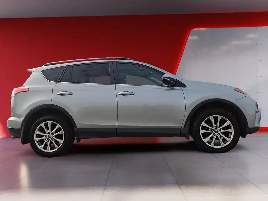 Toyota Rav4 2017 photo 3