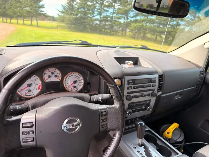 Nissan Titan 2012 photo 4