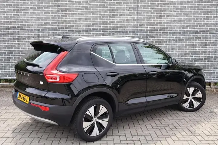 Volvo Xc40 2021 photo 2