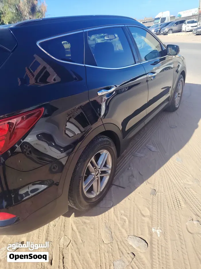 Hyundai Santa Fe 2016 photo 4