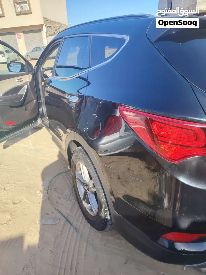 Hyundai Santa Fe 2016 photo 2