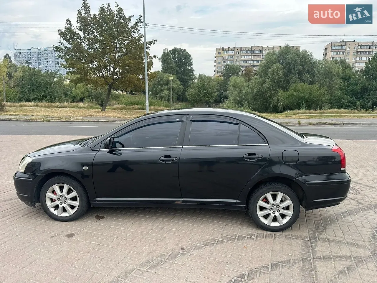 Toyota Avensis 2005 photo 5