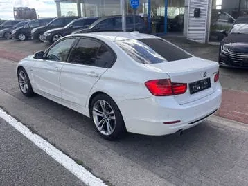BMW 320D 2012 photo 3
