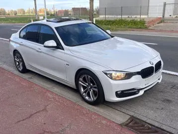 BMW 320D 2012 photo 2