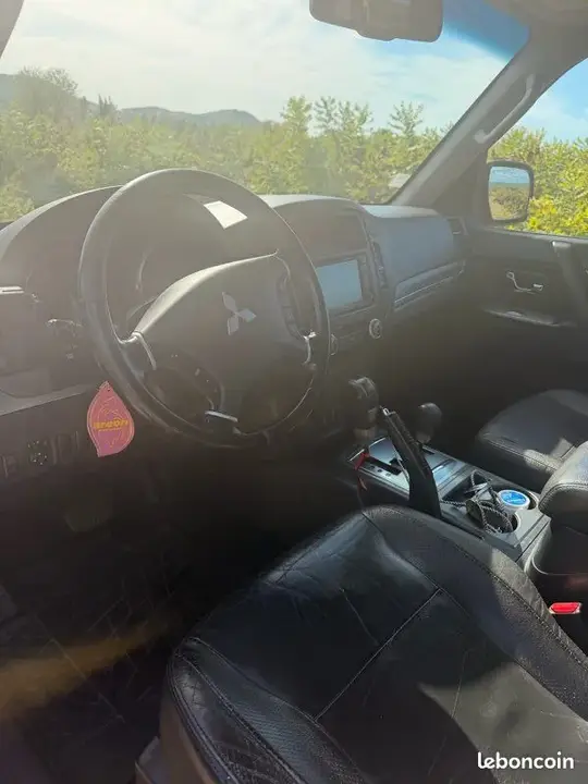 Mitsubishi Pajero 2007 photo 3
