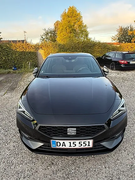 Seat Leon 2021 photo 2
