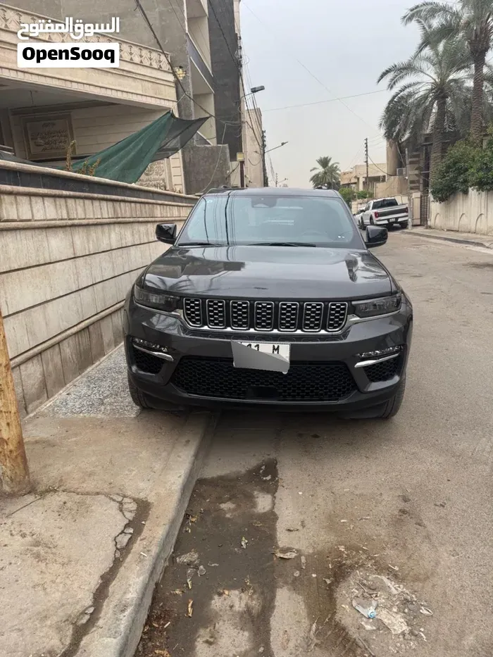 Jeep Grand Cherokee 2024 photo 4