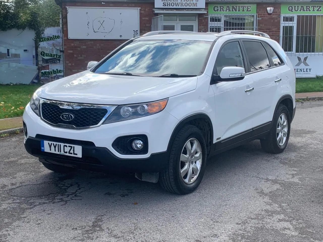 Kia Sorento 2011 photo 2