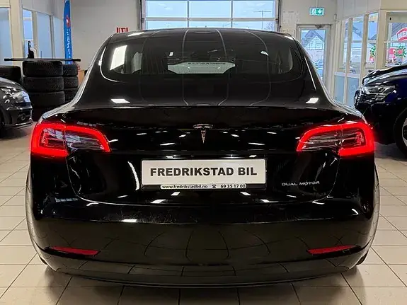 Tesla Model 3 2019 photo 3
