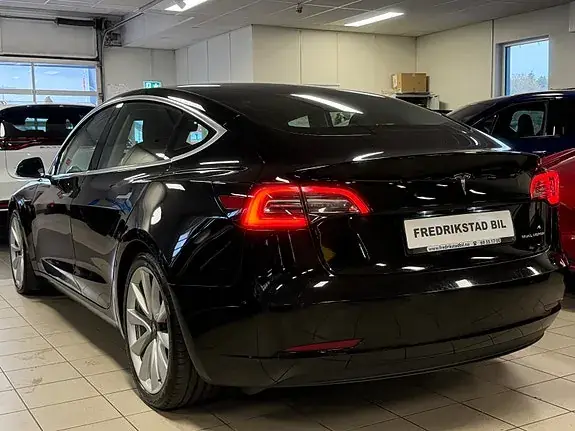 Tesla Model 3 2019 photo 2