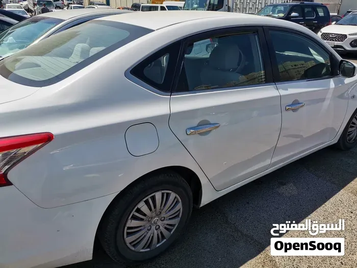 Nissan Sentra 2015 photo 5