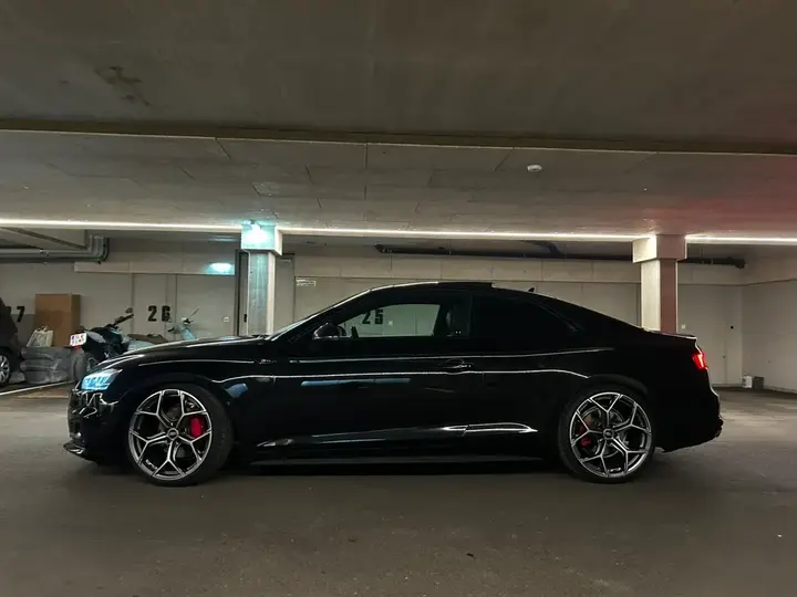 Audi A5 2017 photo 2