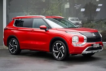 Mitsubishi Outlander 2025 photo 2