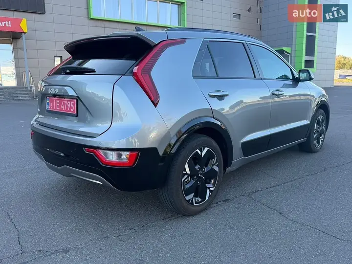 Kia Niro 2023 photo 2