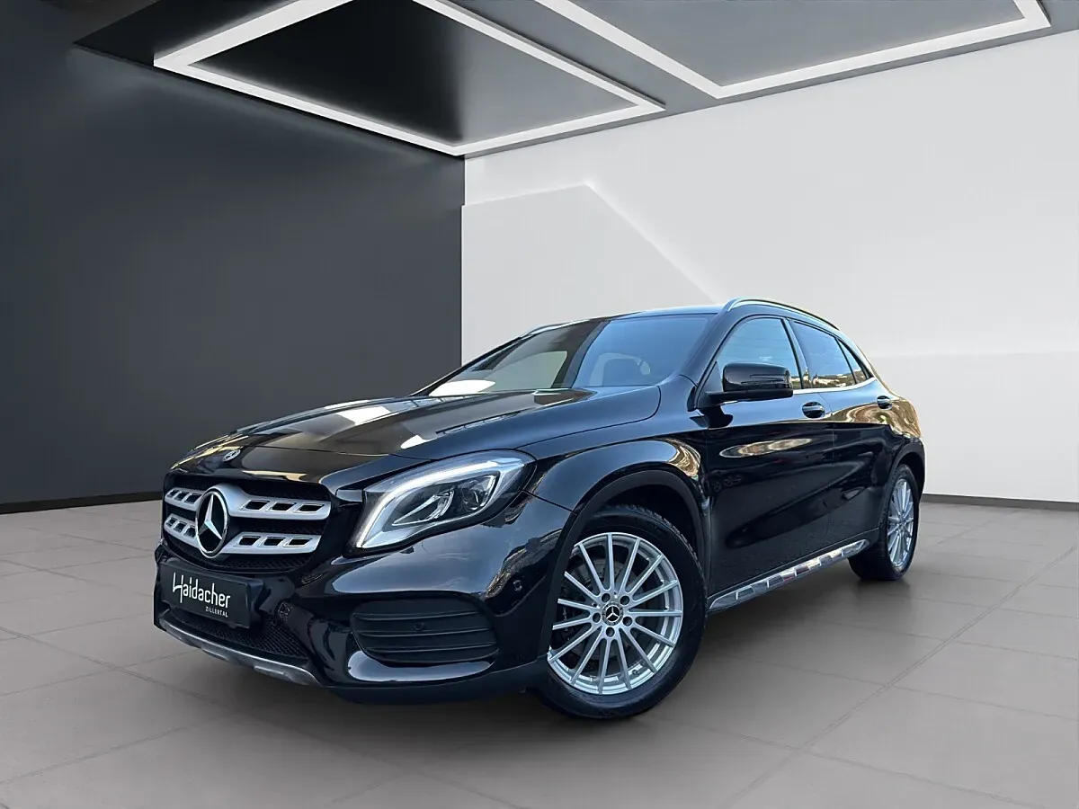 Mercedes-Benz Gla Class 2017 photo 2