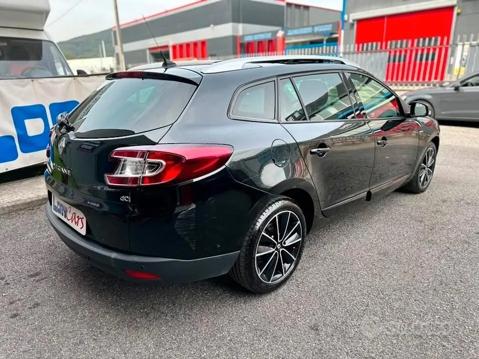 Renault Megane 2012 photo 4