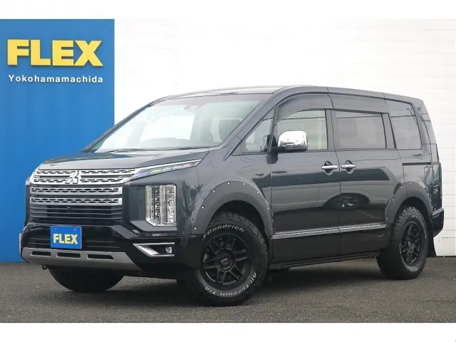 Mitsubishi Delica D:5