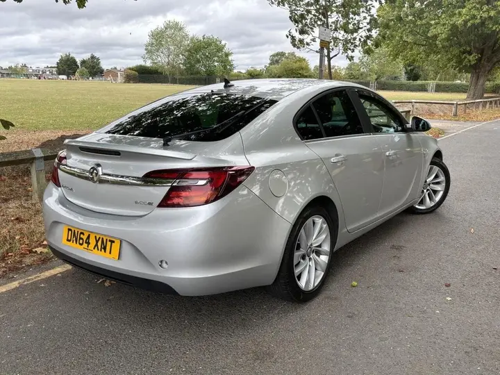 Vauxhall Insignia 2014 photo 4