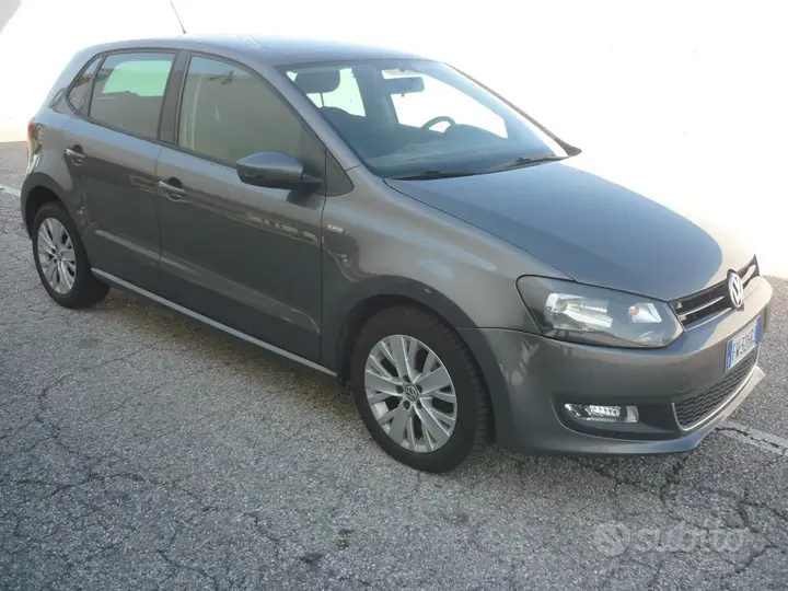 Volkswagen Polo 2013 photo 4