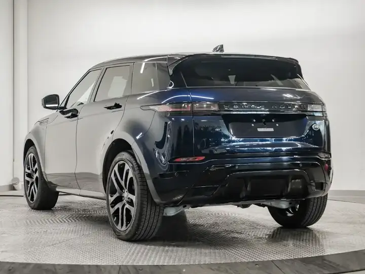 Land Rover Range Rover Evoque 2023 photo 3