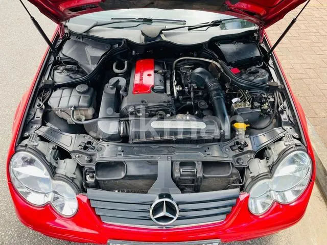 Mercedes-Benz C200 2002 photo 4