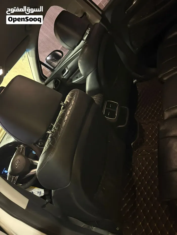 Hyundai Santa Fe 2019 photo 3