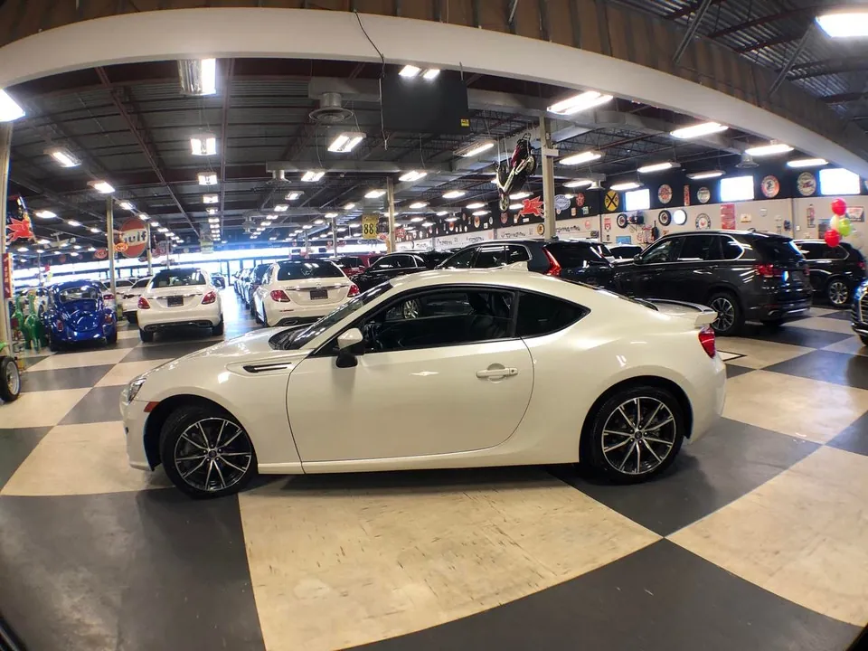 Subaru Brz 2018 photo 4