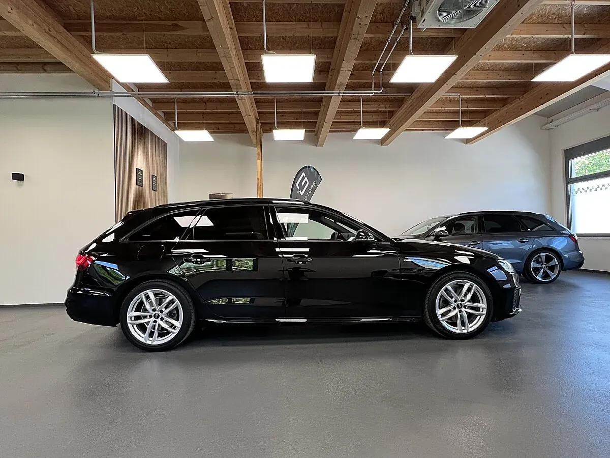 Audi A4 2022 photo 3