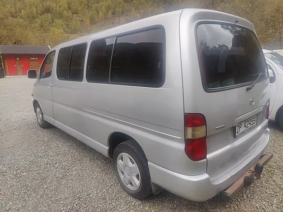 Toyota Hiace 2006 photo 4
