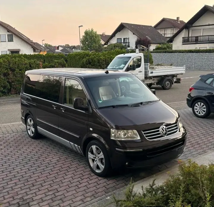 Volkswagen Multivan