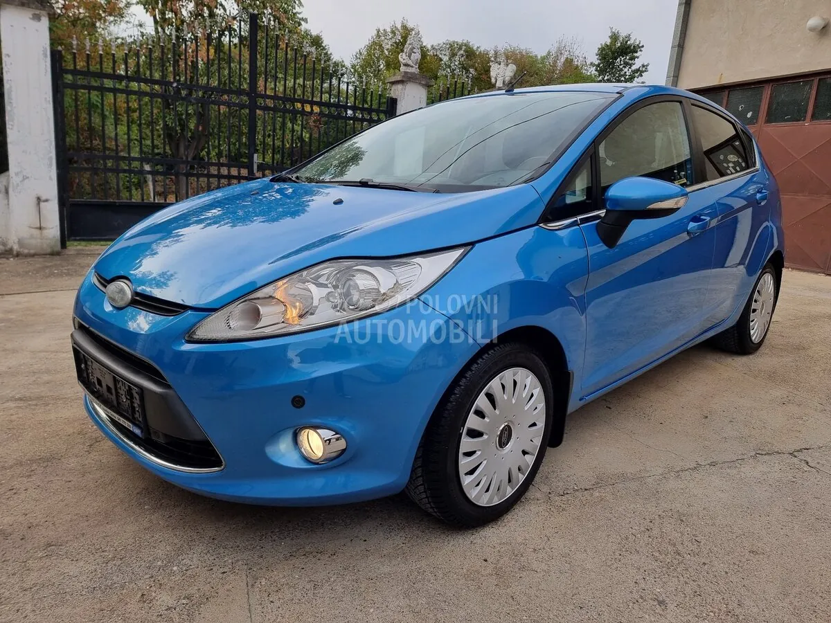Ford Fiesta 2010 photo 5