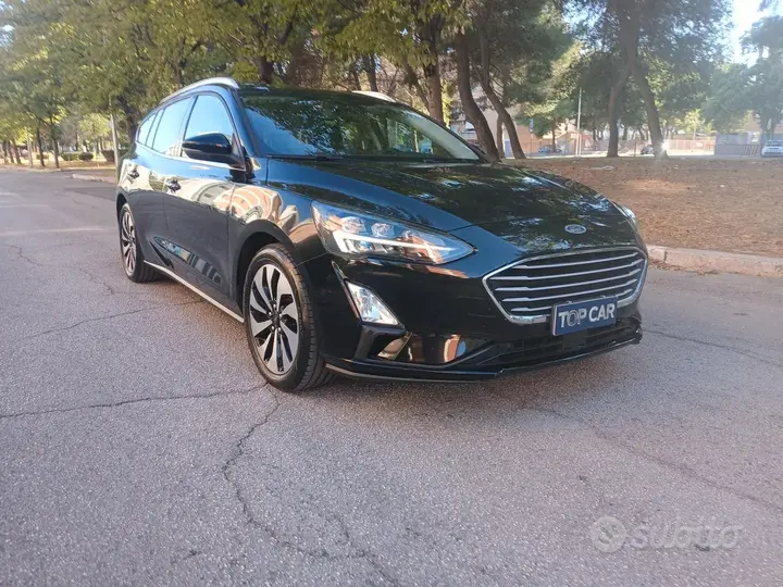 Ford Focus 2019 photo 2