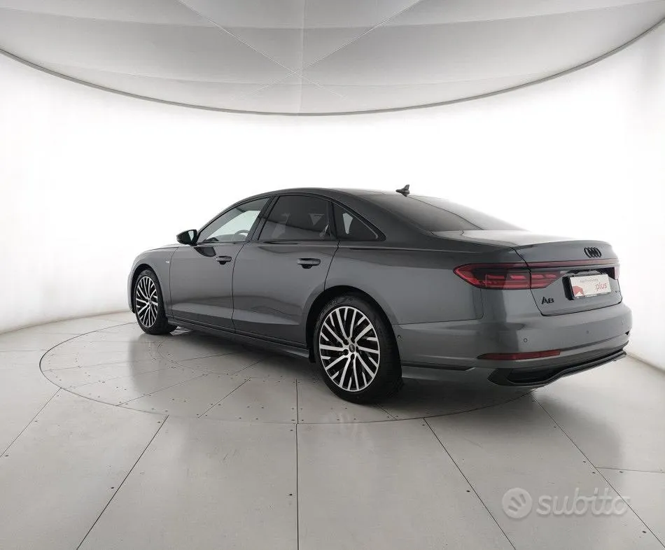 Audi A8 2025 photo 4