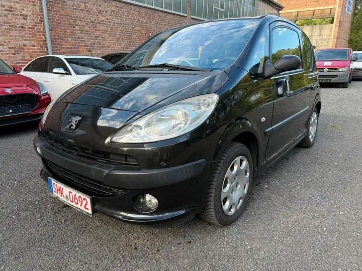 Peugeot 1007