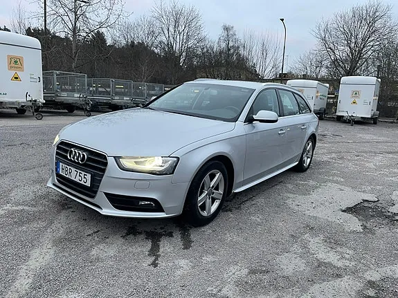 Audi A4 2013 photo 3
