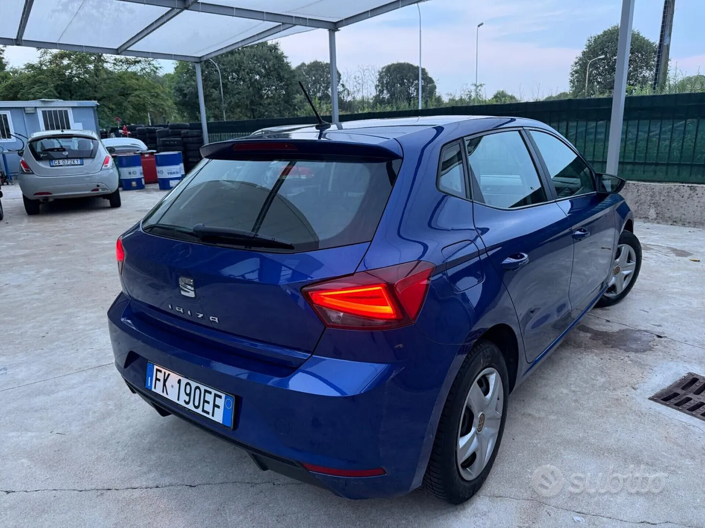 Seat Ibiza 2017 photo 4