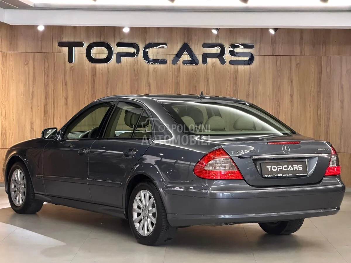 Mercedes-Benz E-Class 2006 photo 2