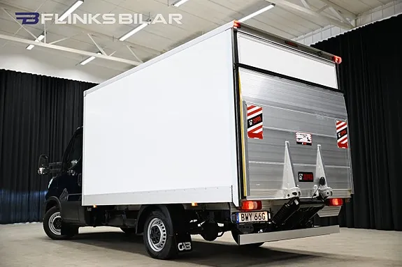 Iveco Daily 2023 photo 3