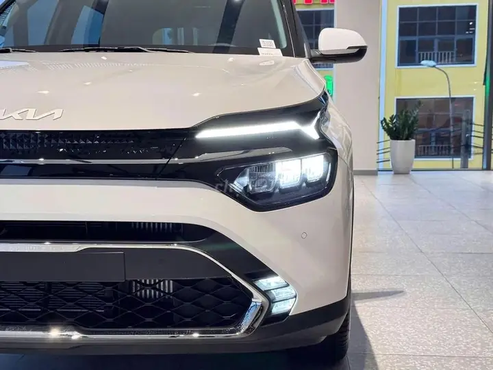 Kia Carens 2026 photo 2