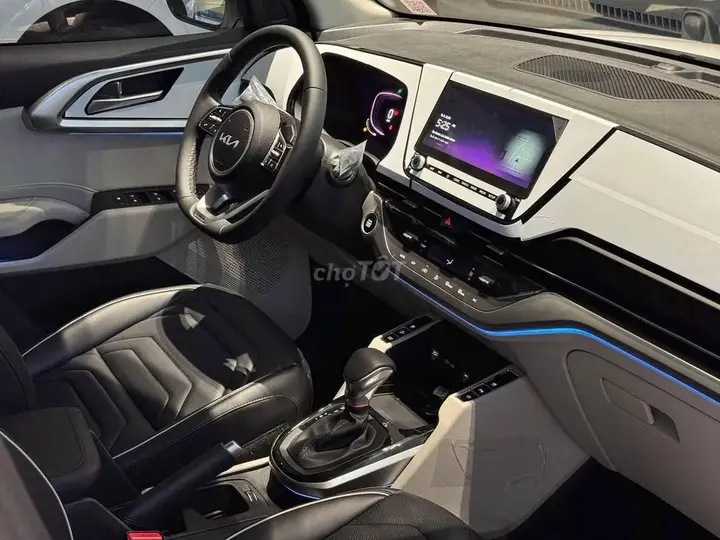 Kia Carens 2026 photo 3