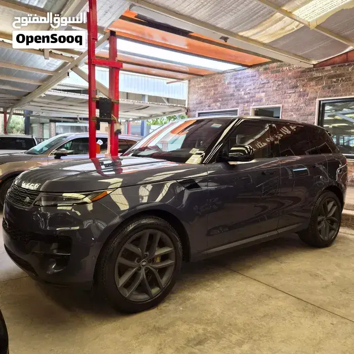 Land Rover Range Rover Sport 2023 photo 3