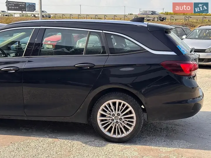 Opel Astra 2019 photo 5