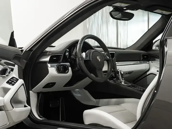 Porsche 911 2013 photo 5